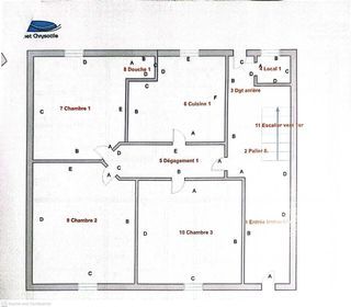  Immeuble � vendre 15 + pi�ces 323 m�