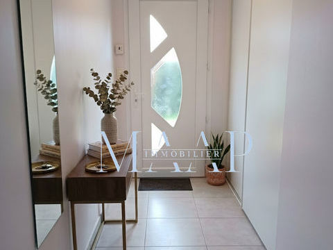   Maison de plain pied Maison - 4 pi�ce(s) - 130 m�