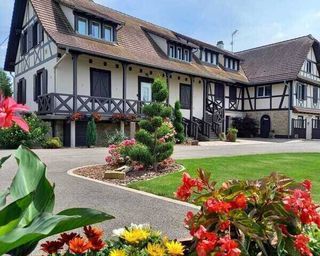  Maison � vendre 15 + pi�ces 330 m�