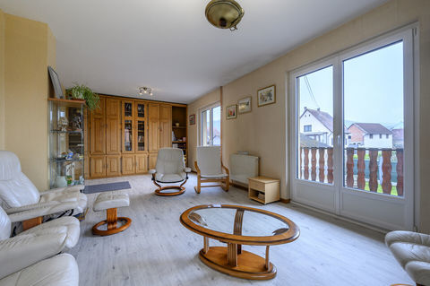   Belle Maison 15ares piscine  grande terrasse garage calme 4 chs 2 SDB. Villa - 7 pi�ce(s) - 188 m�