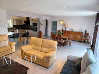  Maison � vendre 4 pi�ces 130 m�