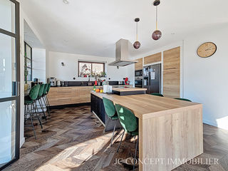  Maison � vendre 7 pi�ces 184 m�