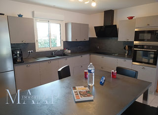  Maison � vendre 4 pi�ces 130 m�