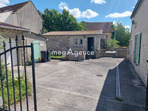   Agr�able maison situ� entre Provins et Longueville Maison - 4 pi�ce(s) - 128 m�