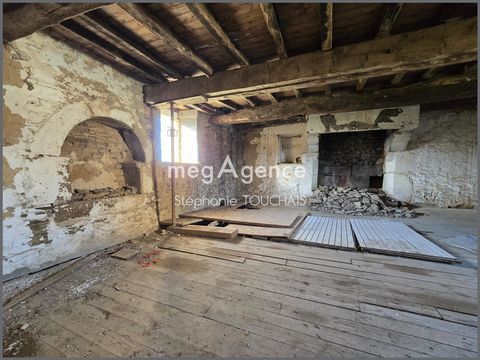   Ancienne b�tisse en pierre � r�nover � Grand terrain � Beau potentiel Maison - 3 pi�ce(s) - 100 m�