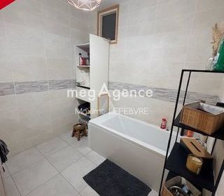  Maison � vendre 6 pi�ces 245 m�