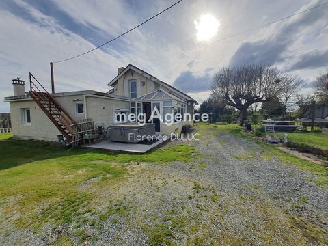  BIEN ATYPIQUE SUR 1400 M� DE TERRAIN Maison - 3 pi�ce(s) - 105 m�