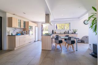  Maison � vendre 6 pi�ces 224 m�