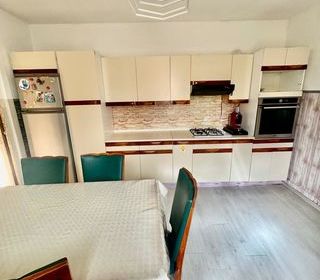  Immeuble � vendre 136 m�