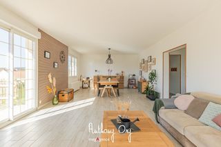  Maison � vendre 8 pi�ces 218 m�