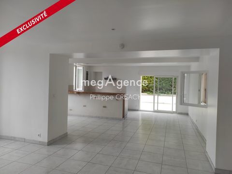   PROCHE SAINT JEAN D'ANGELY Maison - 5 pi�ce(s) - 117 m�