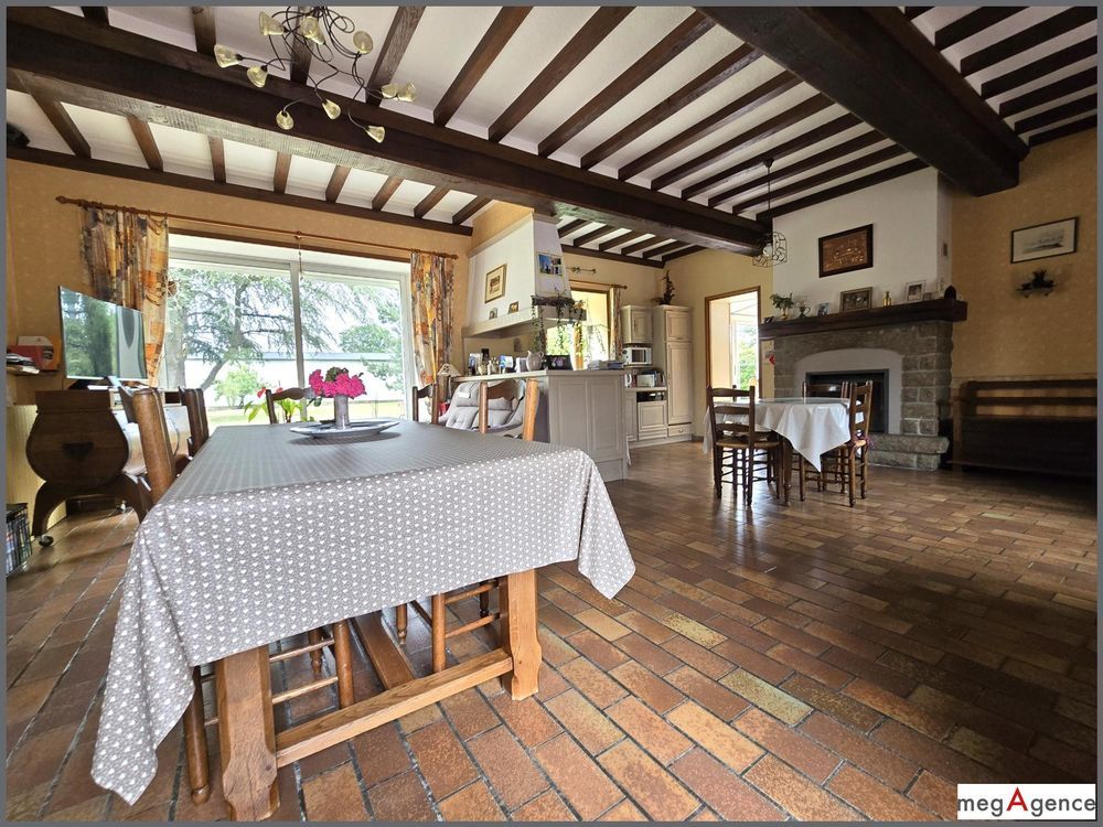 � vendre  Propri�t�/ch�teau C�rences (50510)