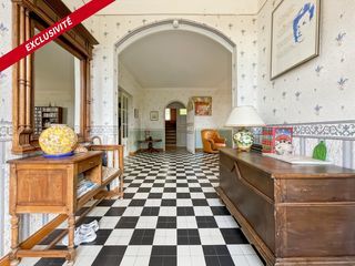  Maison � vendre 8 pi�ces 300 m�