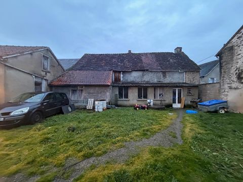   B�timent de 300m� environ � faire revivre Maison - 3 pi�ce(s) - 80 m�