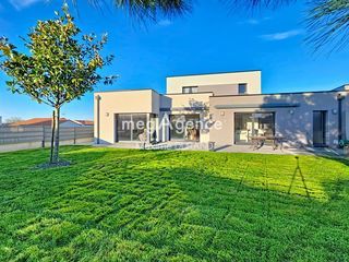  Maison � vendre 6 pi�ces 166 m�