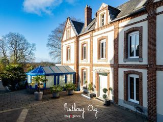  Maison � vendre 10 pi�ces 247 m�