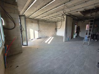  Immeuble � vendre 210 m�