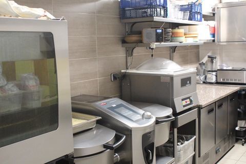 Murs et fonds de commerce  restaurant traditionnel avec licence 4 268900 54000 Nancy