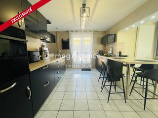  Maison � vendre 5 pi�ces 135 m�