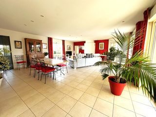  Maison � vendre 7 pi�ces 322 m�