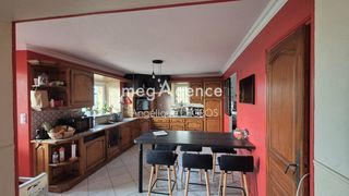  Maison � vendre 8 pi�ces 200 m�