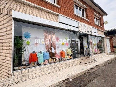   Ensemble Immobilier de pr�s de 250m2 sur un terrain de 2750m2 Maison - 6 pi�ce(s) - 245 m�