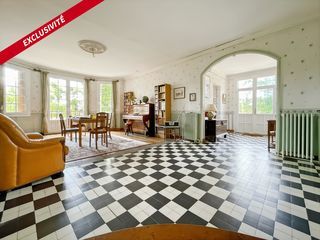  Maison � vendre 8 pi�ces 300 m�