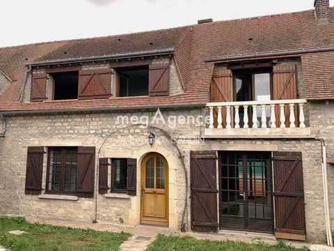   JOLIE MAISON DE CARACTERE EN PIERRES - 158 M� - 3 CHAMBRES /1 BUREAU Maison - 6 pi�ce(s) - 158 m�