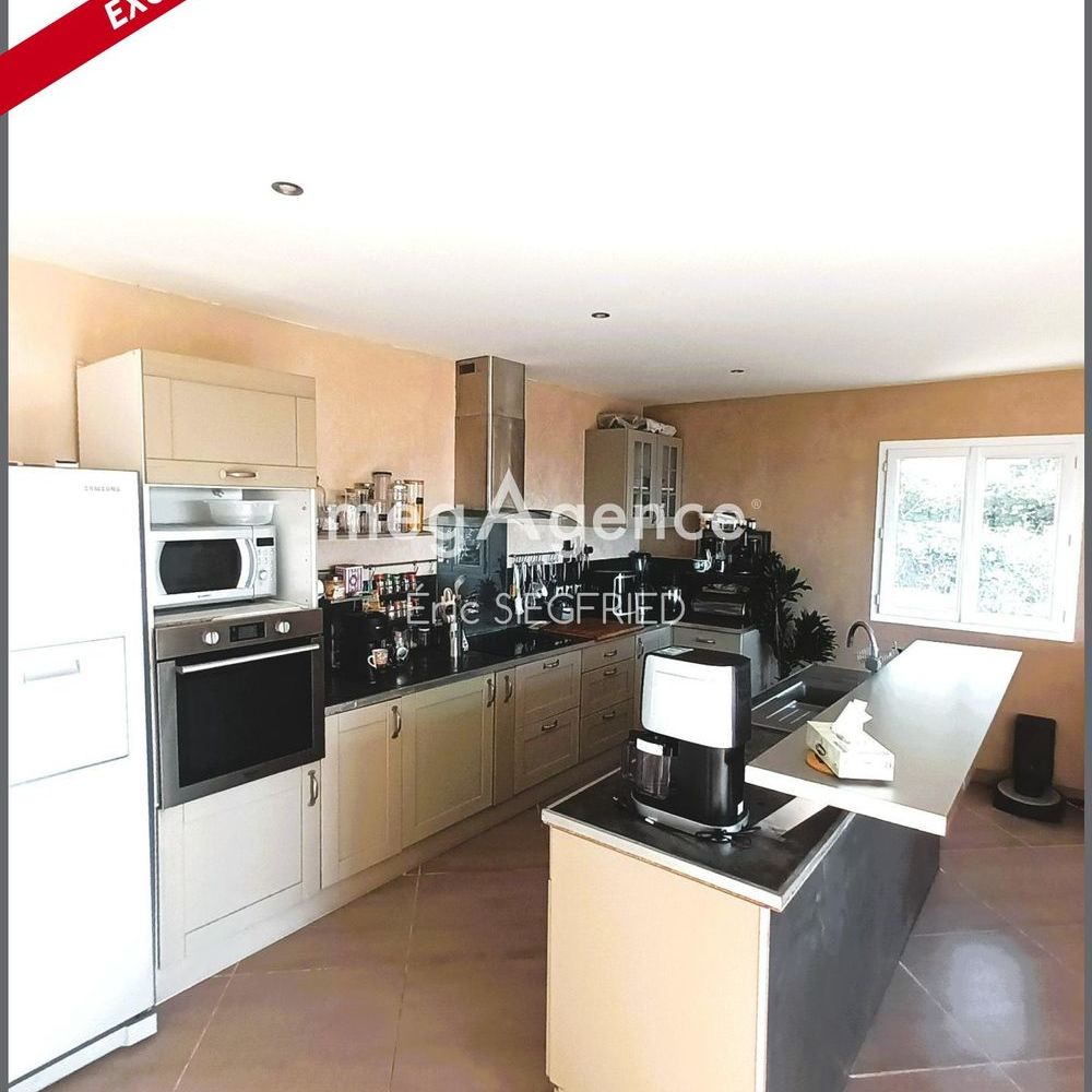 � vendre  Maison Lumio (20260)