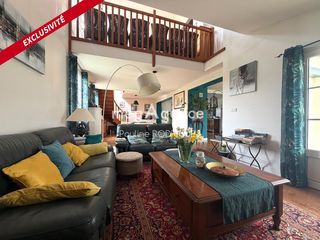  Maison � vendre 8 pi�ces 210 m�