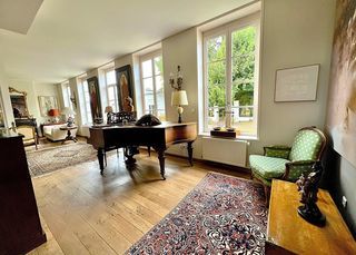  Maison � vendre 8 pi�ces 300 m�