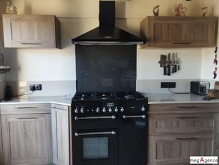  Maison � vendre 8 pi�ces 219 m�