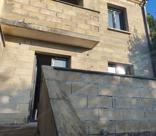  Immeuble � vendre 210 m�