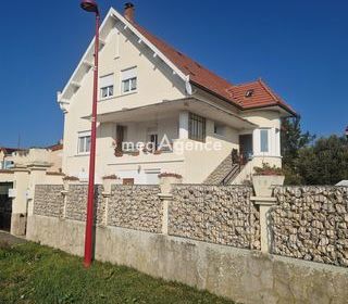  Maison � vendre 12 pi�ces 328 m�