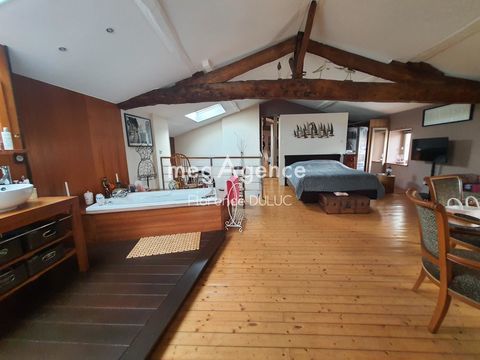   Belle maison de pierre avec terrasse et garage Maison - 2 pi�ce(s) - 128 m�