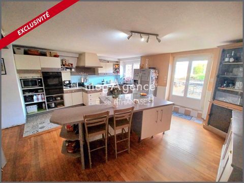   Maison de bourg en pierre r�nov�e 5 chambres Maison - 7 pi�ce(s) - 205 m�