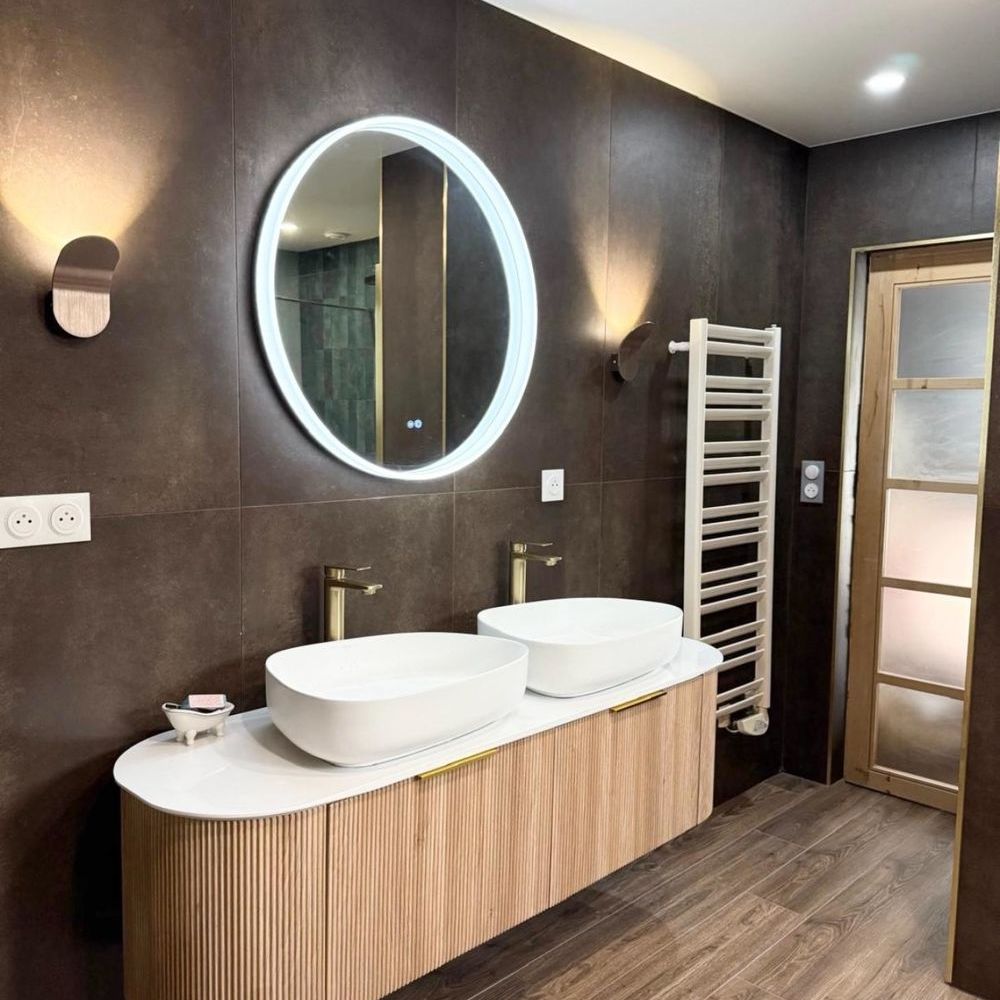 � vendre  Maison Valserh�ne (01200)