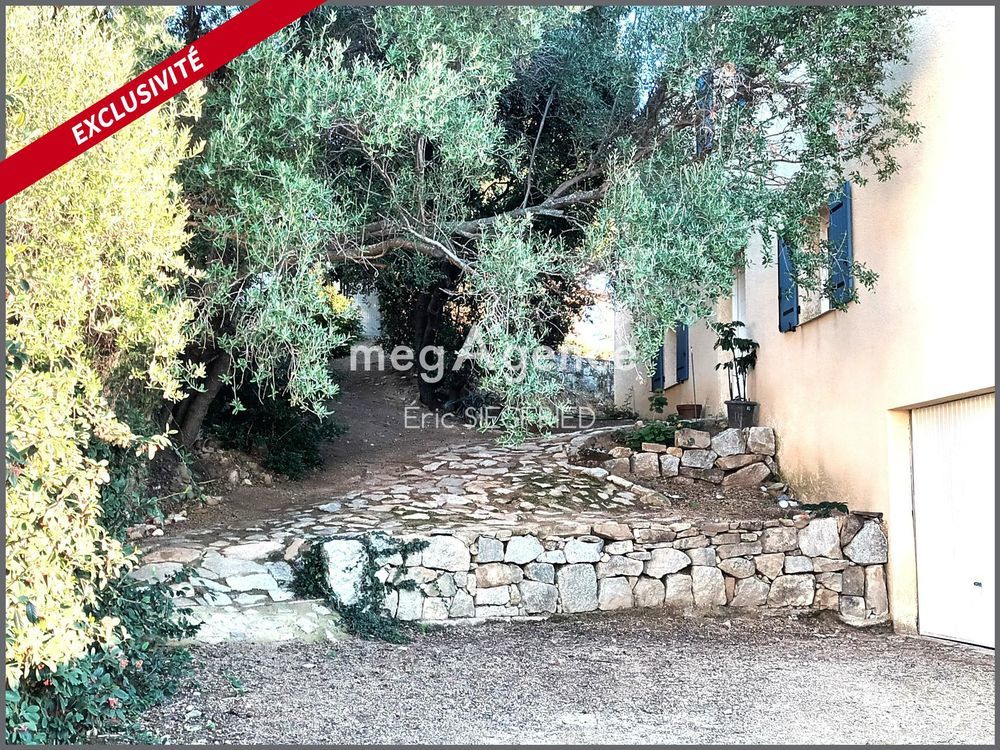 � vendre  Maison Lumio (20260)