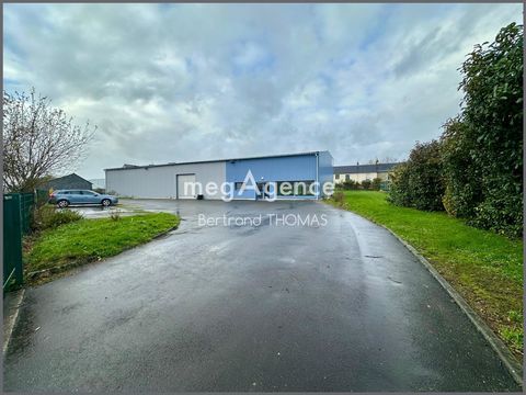 B&acirc;timent avec hall exposition sur un terrain clos de 2267 m2 787500 35140 Saint-aubin-du-cormier