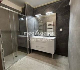  Appartement � vendre 3 pi�ces 77 m�