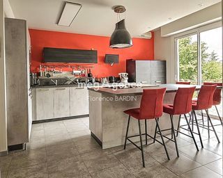  Maison � vendre 10 pi�ces 220 m�