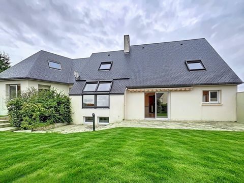   Maison 5 chambres avec espace parental - classe A - tout � pied ! Maison - 9 pi�ce(s) - 213 m�