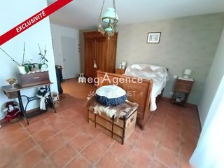  Maison � vendre 9 pi�ces 235 m�