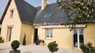  Maison � vendre 9 pi�ces 242 m�