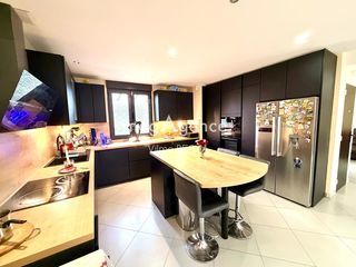  Maison � vendre 7 pi�ces 150 m�