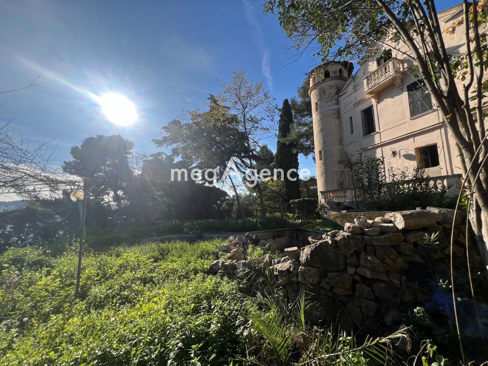� vendre  Propri�t�/ch�teau La Seyne-sur-Mer (83500)
