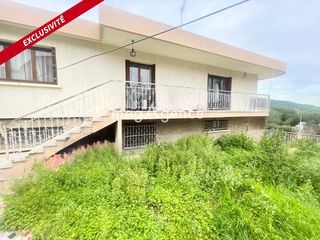  Maison � vendre 10 pi�ces 220 m�