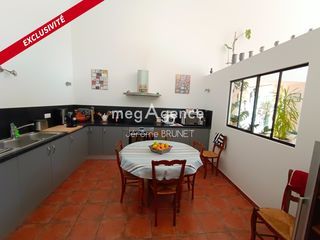  Maison � vendre 9 pi�ces 235 m�