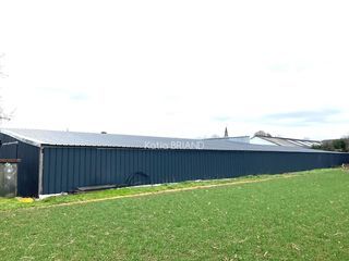  Immeuble � vendre 1350 m�