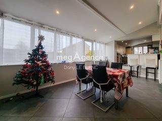  Maison � vendre 9 pi�ces 147 m�